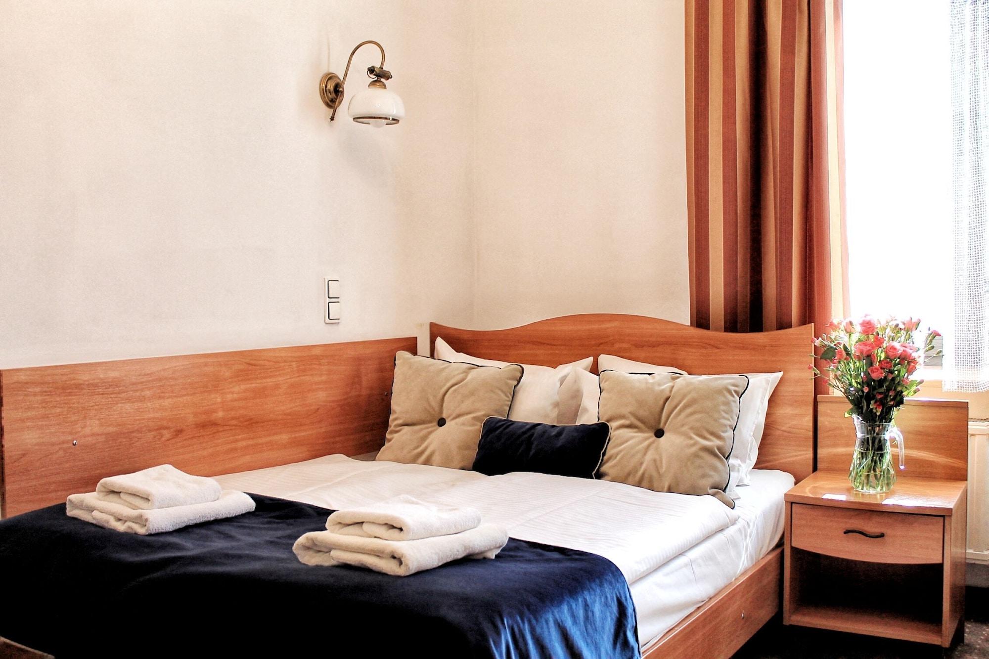 Nobilton Hotel كراكوفيا المظهر الخارجي الصورة
