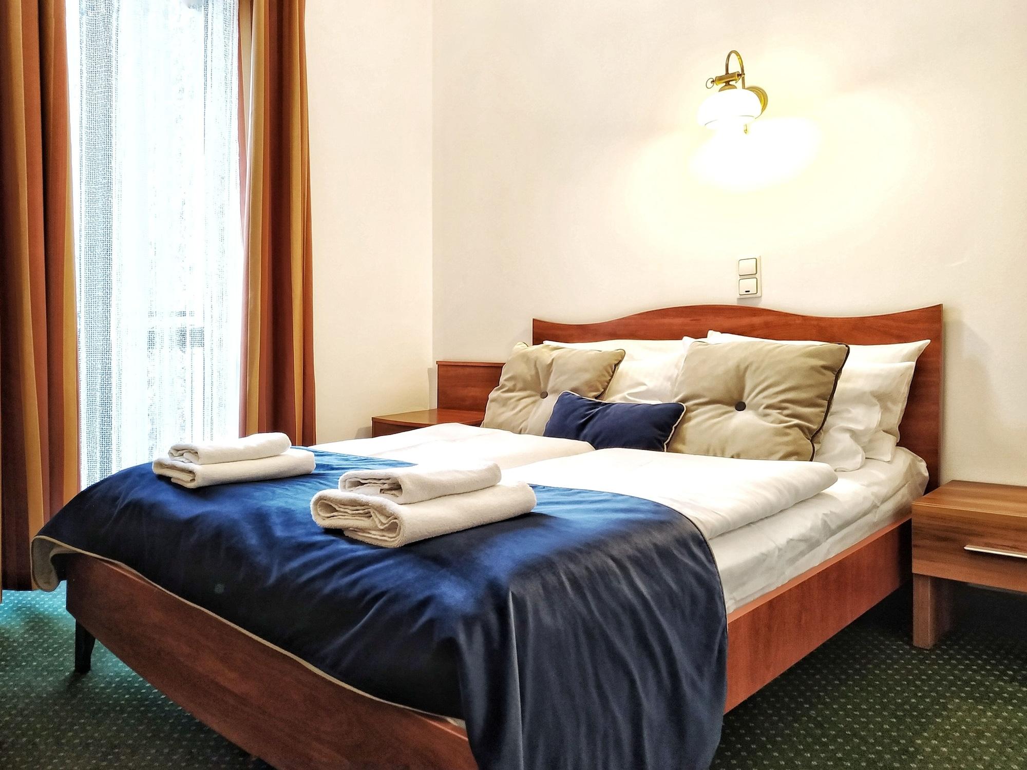 Nobilton Hotel كراكوفيا المظهر الخارجي الصورة