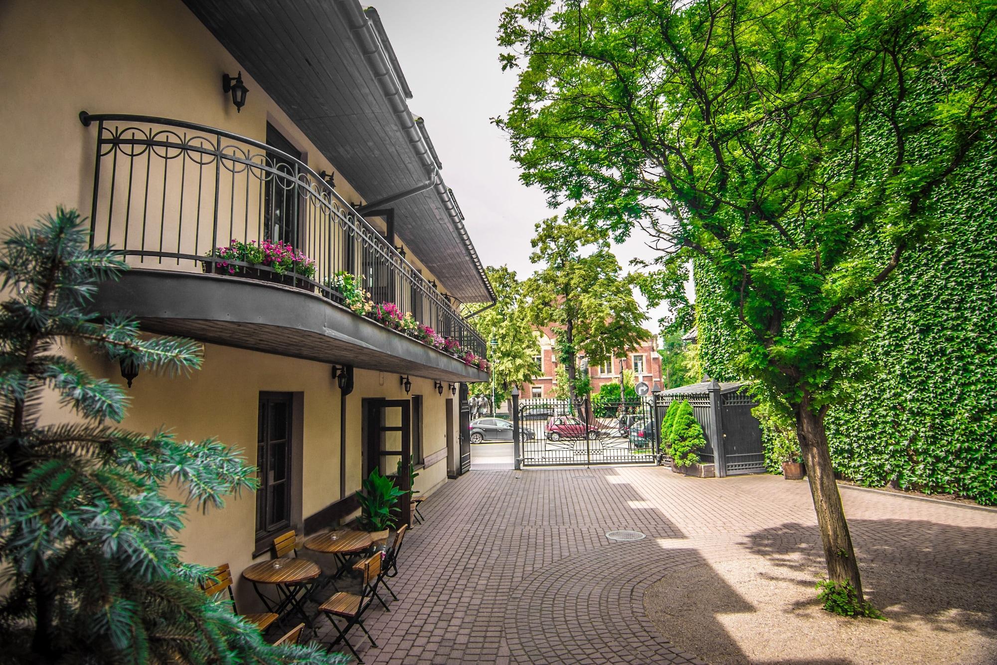 Nobilton Hotel كراكوفيا المظهر الخارجي الصورة