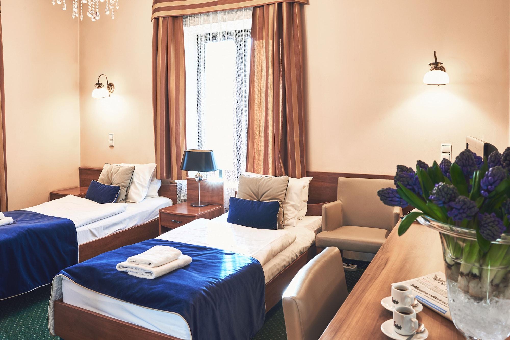 Nobilton Hotel كراكوفيا المظهر الخارجي الصورة