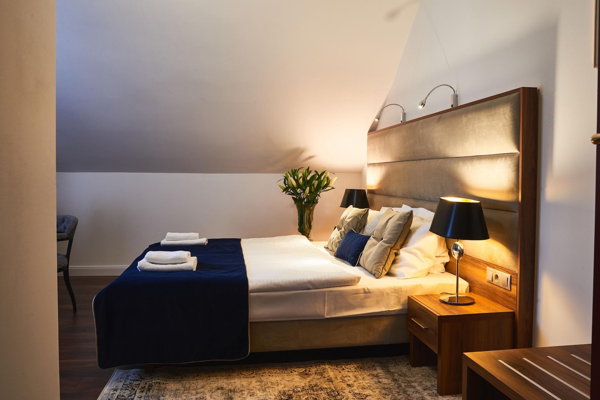 Nobilton Hotel كراكوفيا المظهر الخارجي الصورة
