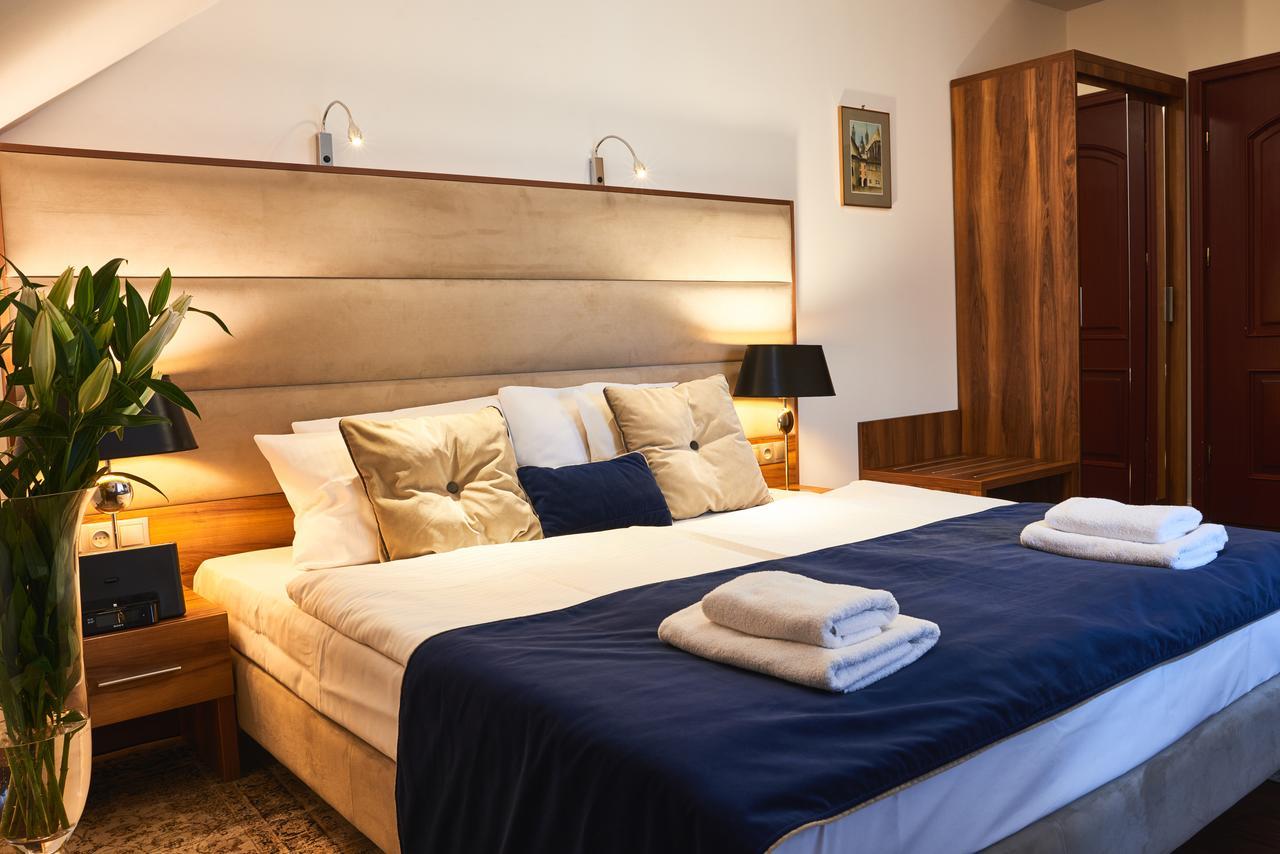 Nobilton Hotel كراكوفيا المظهر الخارجي الصورة