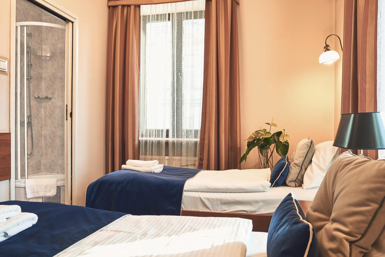 Nobilton Hotel كراكوفيا المظهر الخارجي الصورة