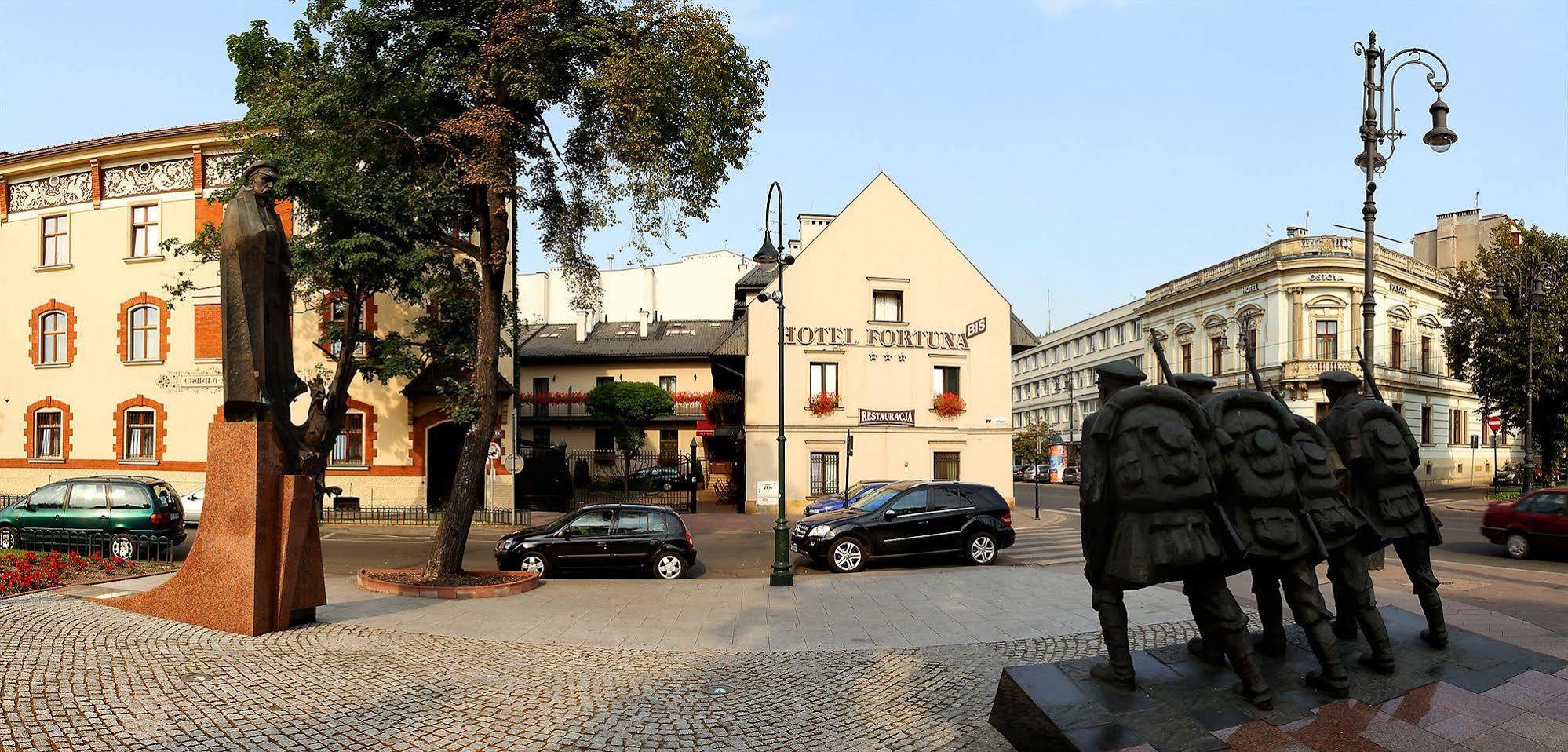 Nobilton Hotel كراكوفيا المظهر الخارجي الصورة